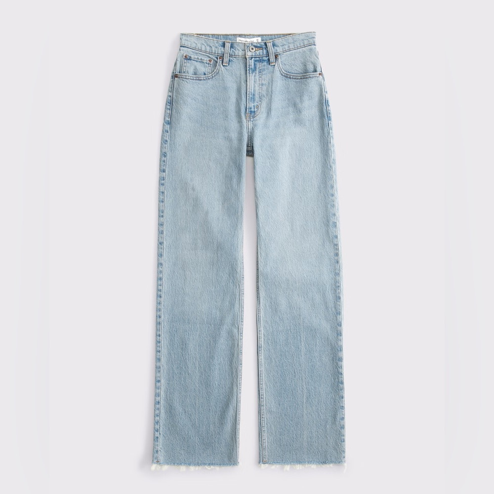 Abercrombie & Fitch Light Wash The ‘90s Relaxed Jean High Rise Size 28/6 R